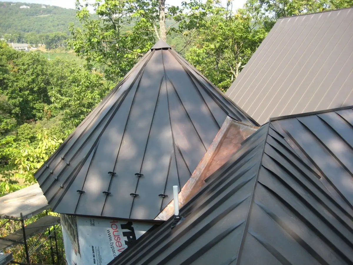 Professional Roof Tarp Installation by Craftsman Roofing in Hayt Corners